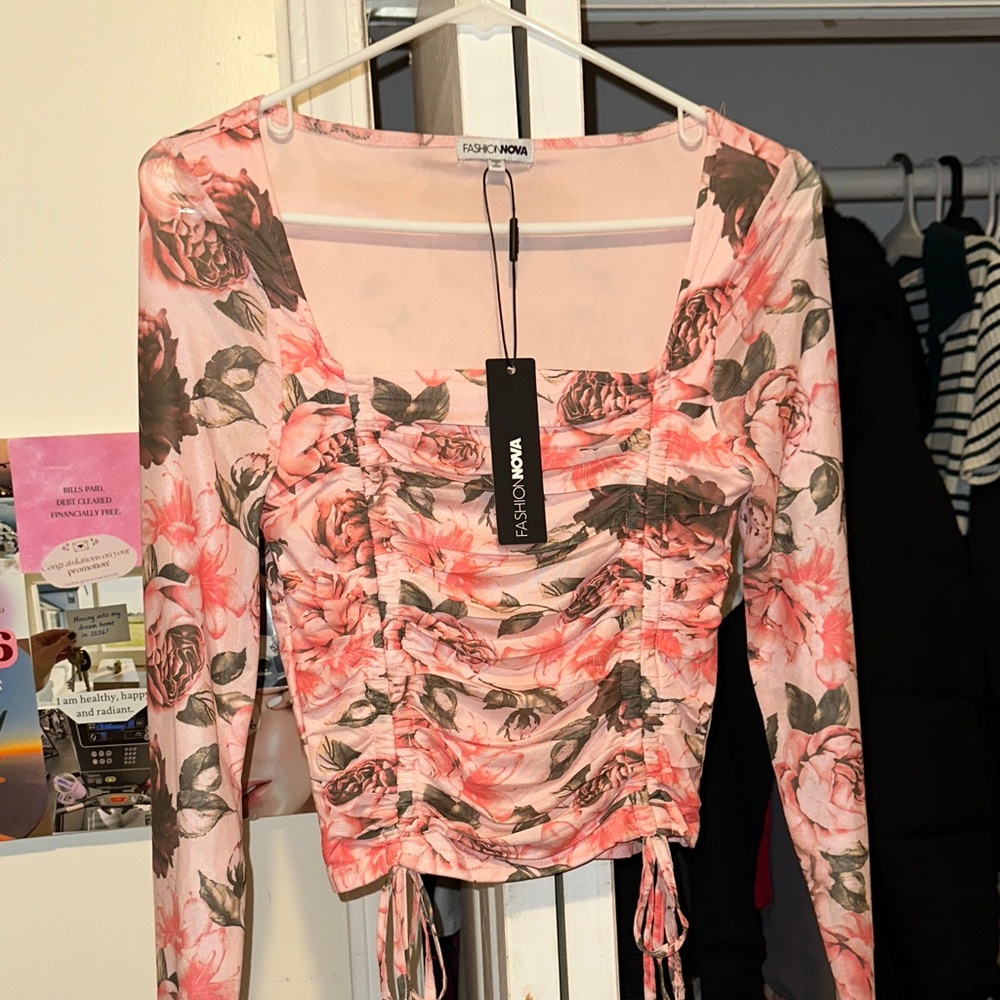 Fashion Nova Blush Pink Rose Print Ruched Long Sleeve Top